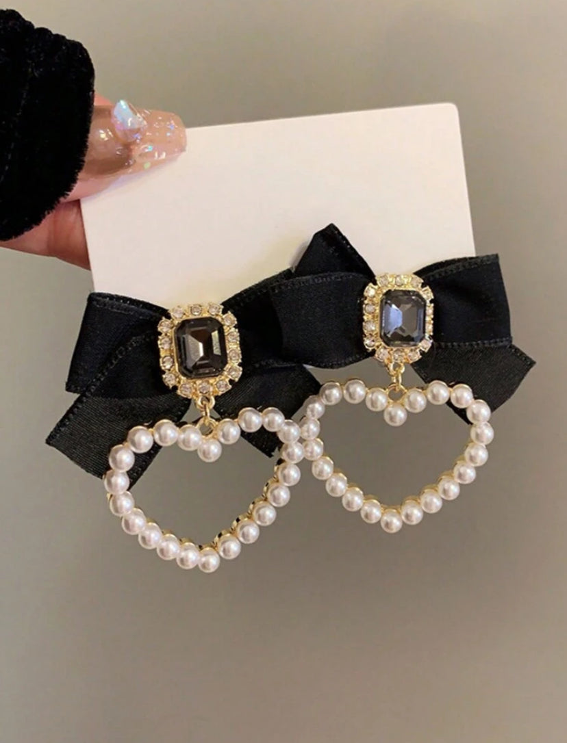 Adore Me Heart Earrings