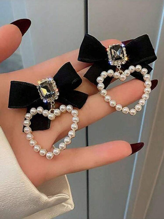Adore Me Heart Earrings